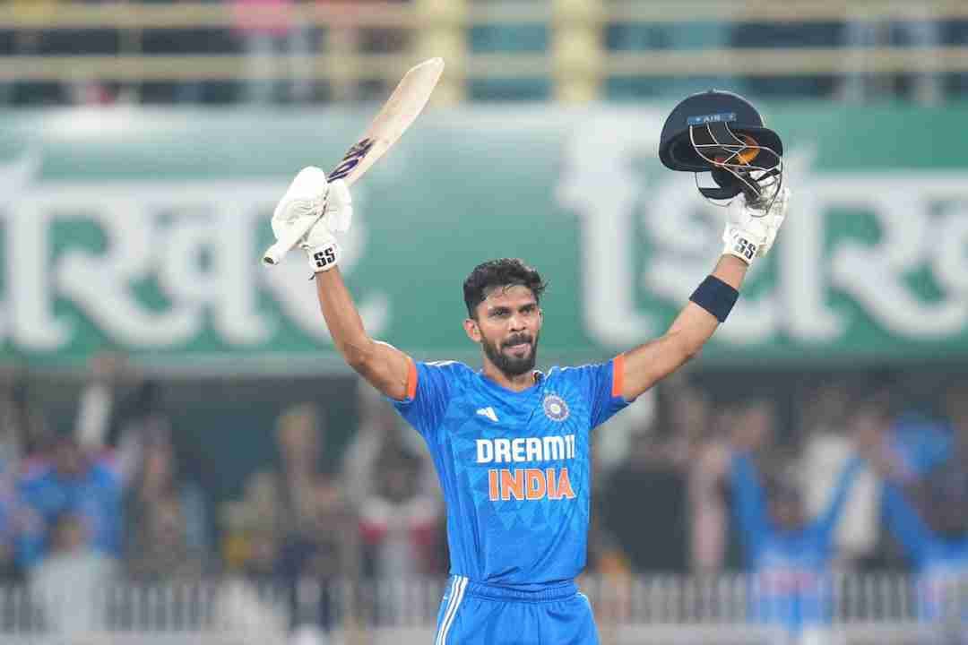 ऋतुराज गायकवाड़ के शानदार शतक और गेंदबाजों के कहर से भारत ने श्रीलंका को हराया